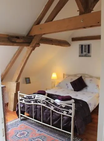Holiday home La Cerniere Gites Noyant